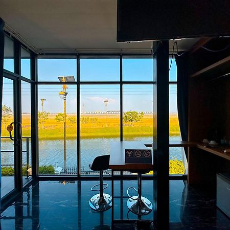Skyline Resort Ban Khlong Lat Bua Khao Экстерьер фото