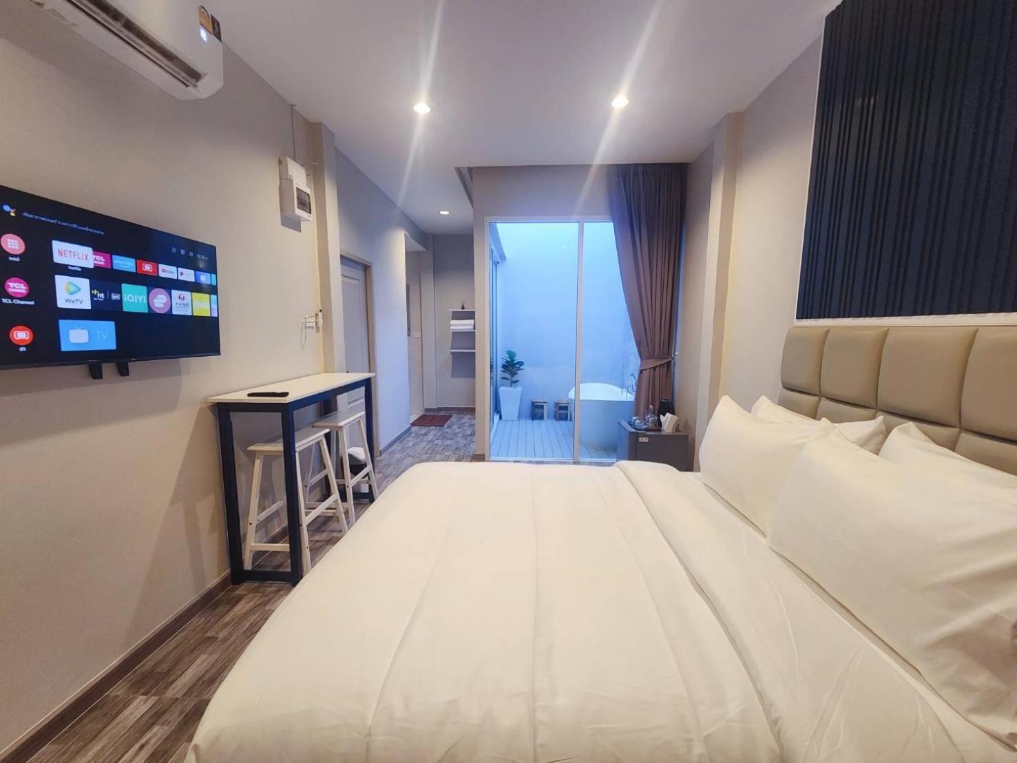 Skyline Resort Ban Khlong Lat Bua Khao Экстерьер фото